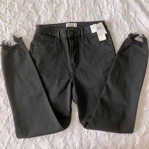 Abercrombie and Fitch Jeans - black curve love high rise super skinny ankle s